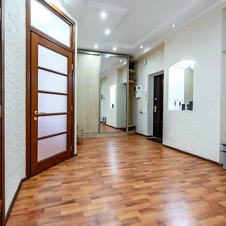 Apartment Novaya Arcadia Tenistaya Odesa